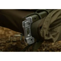 Avid Carp Bedchair Benchmark Ultra Systems * Bivouac
