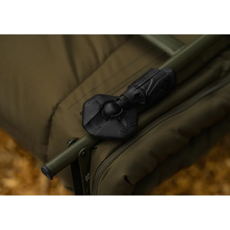 Avid Carp Bedchair Revolve System * Bivouac