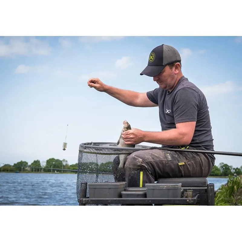 Fox Matrix Feeder Plastic Orbit Feeders * Feeder|Cages Feeder