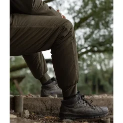 Korda Jogging Homme Insulated Jogger - Dark Olive * Pantalons, Salopettes & Shorts