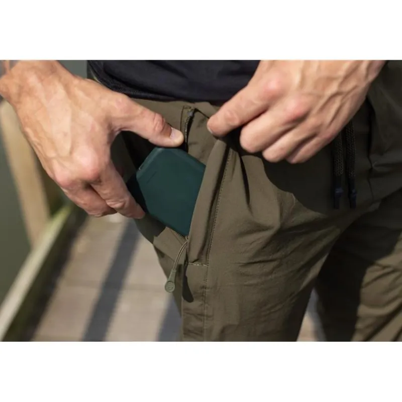 Korda Pantalon Homme Ultralite Joggers - Olive * Pantalons, Salopettes & Shorts