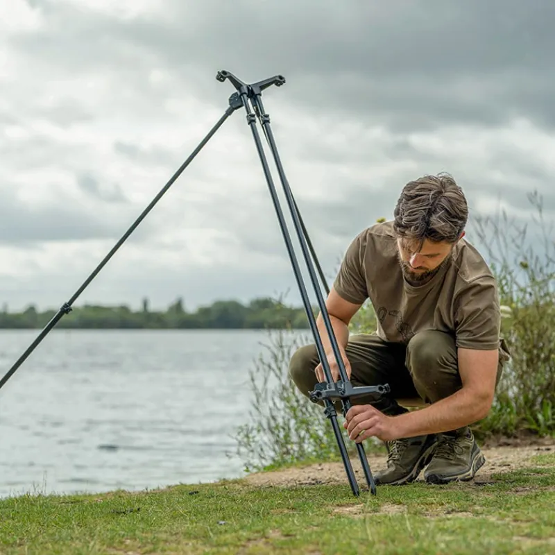Avid Carp Rod Pod Extremity Pod * Rod Pods – Supports