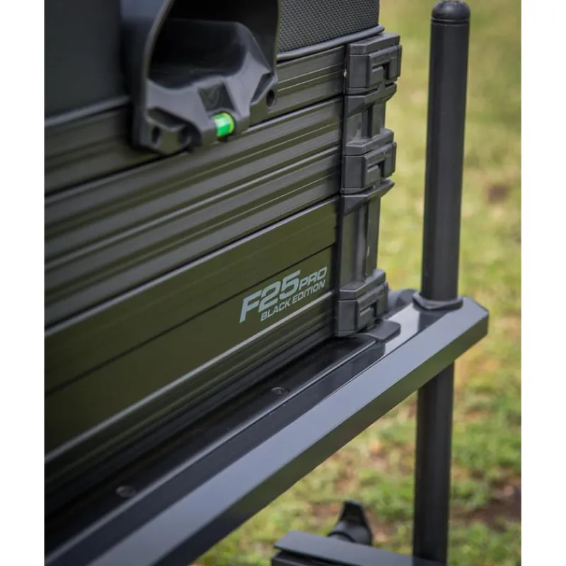 Fox Matrix Station F25 Pro Seatbox - Black Edition * Stations - Paniers Sièges